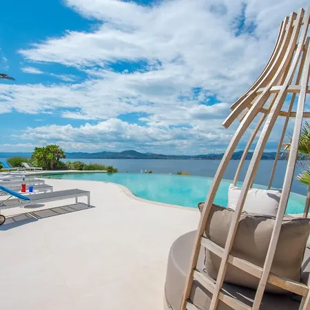 Super Luxury 10 Bedrooms In A Great Location With Splendid View Вилла Сен-Тропе