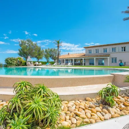 Super Luxury 10 Bedrooms In A Great Location With Splendid View Сен-Тропе