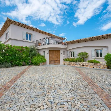 Super Luxury 10 Bedrooms In A Great Location With Splendid View