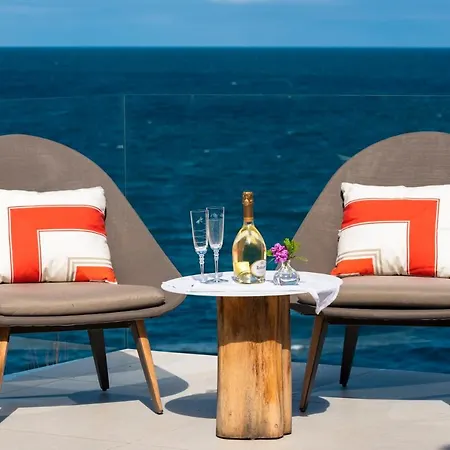 Super Luxury 10 Bedrooms In A Great Location With Splendid View Вилла Сен-Тропе